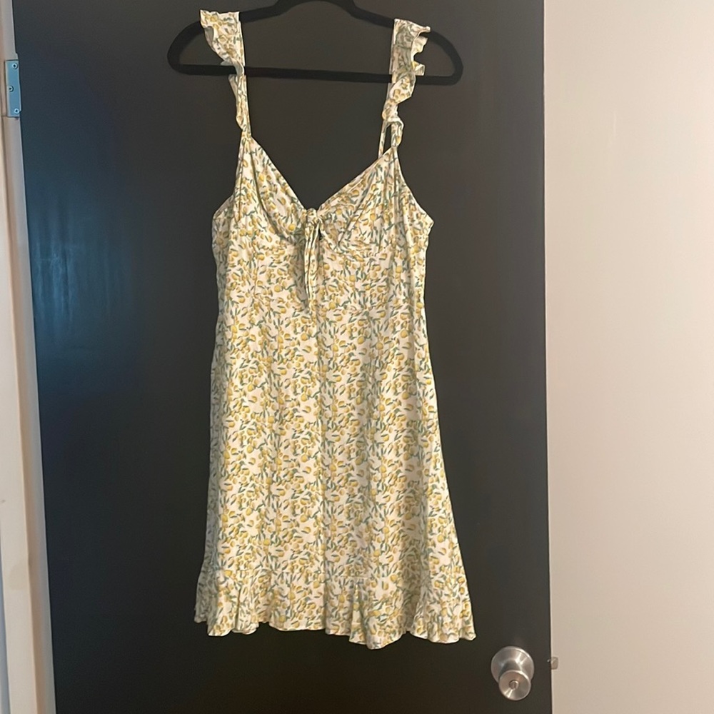 ASTR the Label Summer Lemon dress
